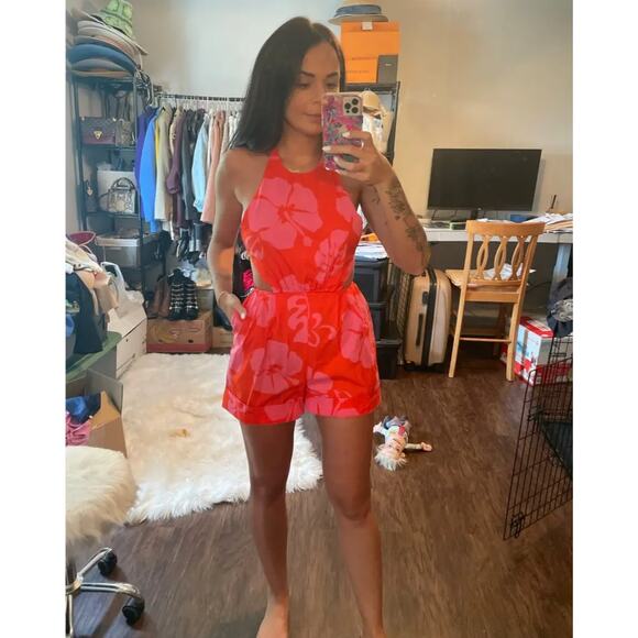 Staud Georgia Floral‎ Romper Red Pink Halter Cutout Open Back Sleeveless Sz 10 - Picture 7 of 14